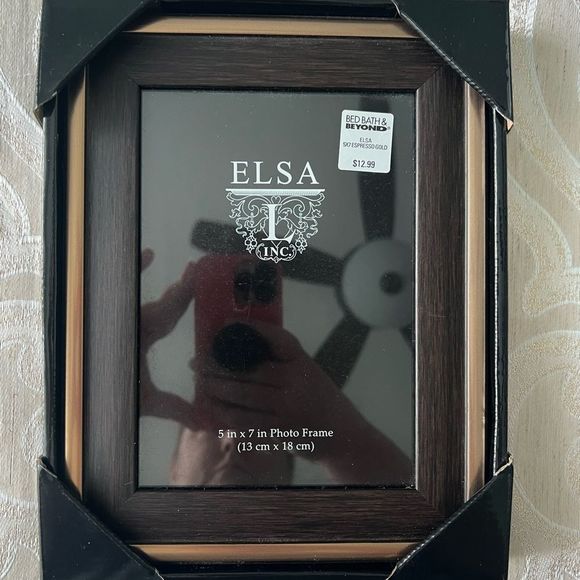 New In Box Pic Frame - Picture 1 of 4